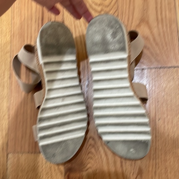 Steve Madden Bandi Sandals in Blush - Picture 6 of 11